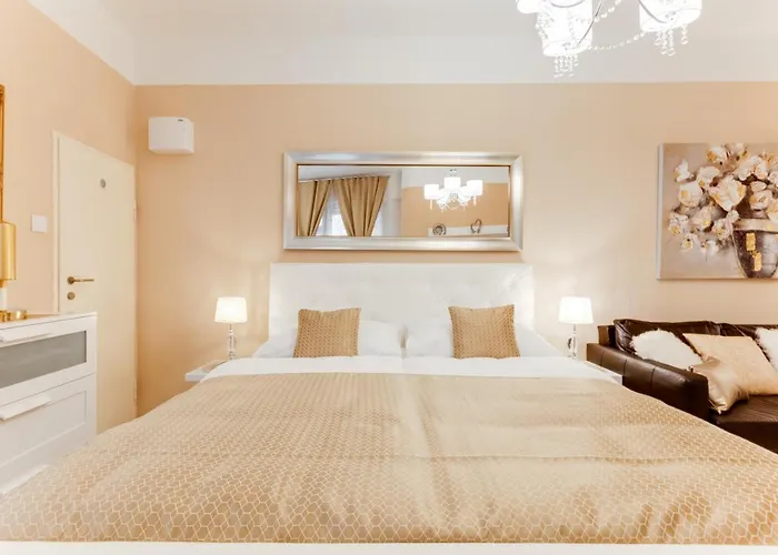 Wenceslass Square Luxury Apartment