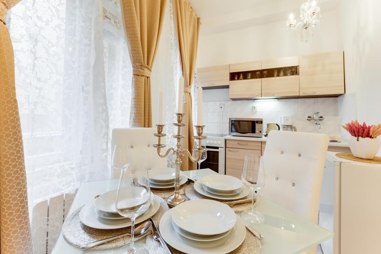 Wenceslass Square Luxury Appartamento